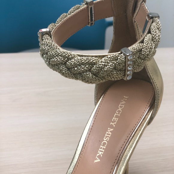 Badgley Mischka Gold Heels size 8 - Picture 2 of 6